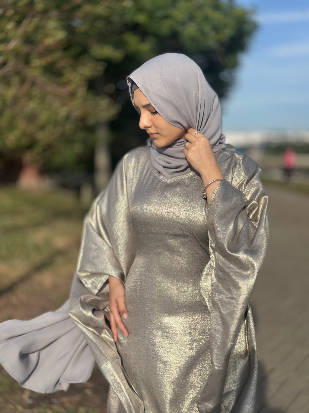 Luxury Butterfly Abaya and Hijab set with adjustable inner Belt- Silver/Grey