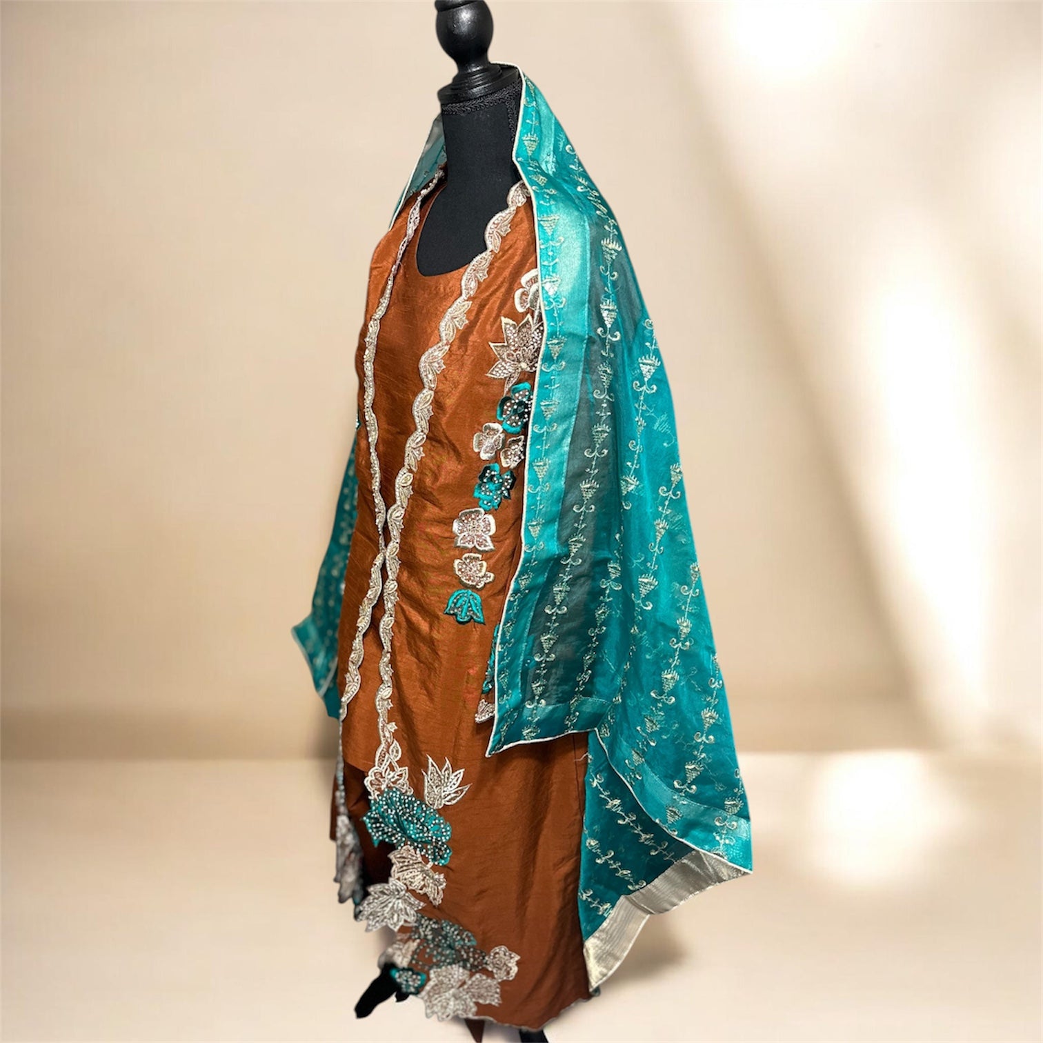 Designer-inspired- 4 pcs hand embellished set